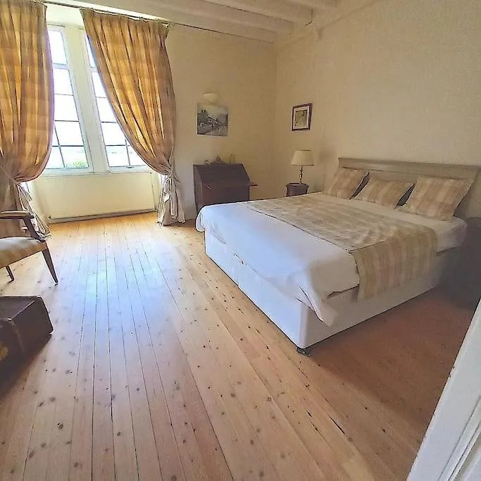Chateau Tour Du XIII Siecle Gazaupouy Francia