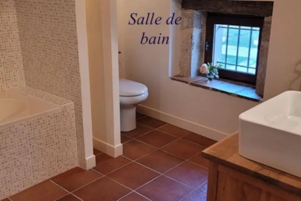 Chateau Tour Du XIII Siecle Gazaupouy